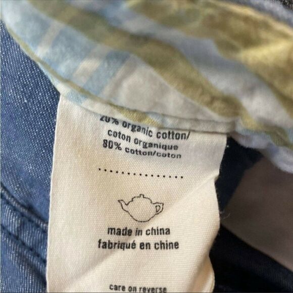 Planet Earth Blue Medium Wash Pockets Flat Front Jean Shorts Size 34 - Picture 6 of 9